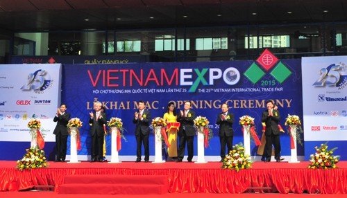 Vietnam Expo 2015 opens - ảnh 1